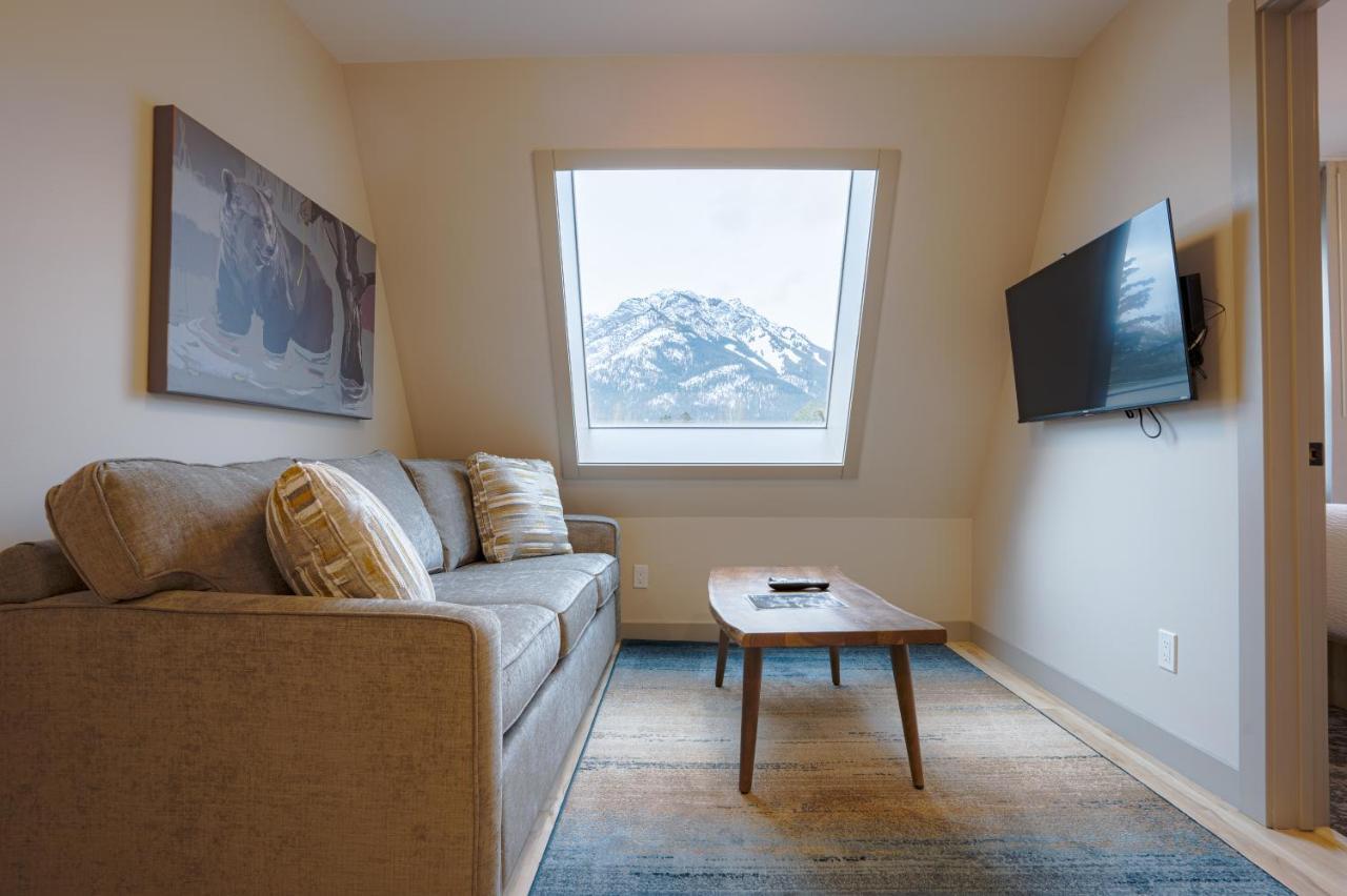 Basecamp Suites Banff Exterior foto